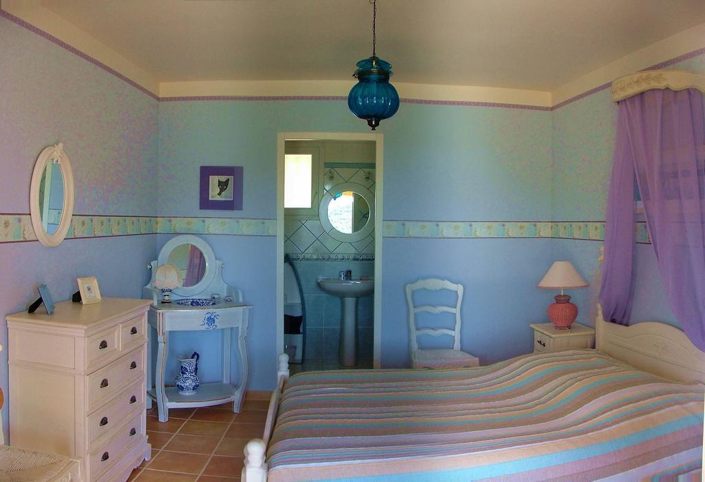 Mas De Courreges Hotel Saint-Hippolyte-du-Fort Camera foto